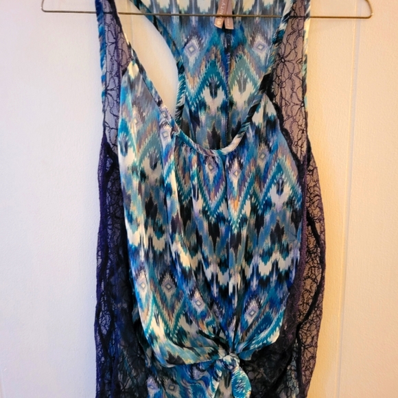 Tank top - Picture 1 of 1